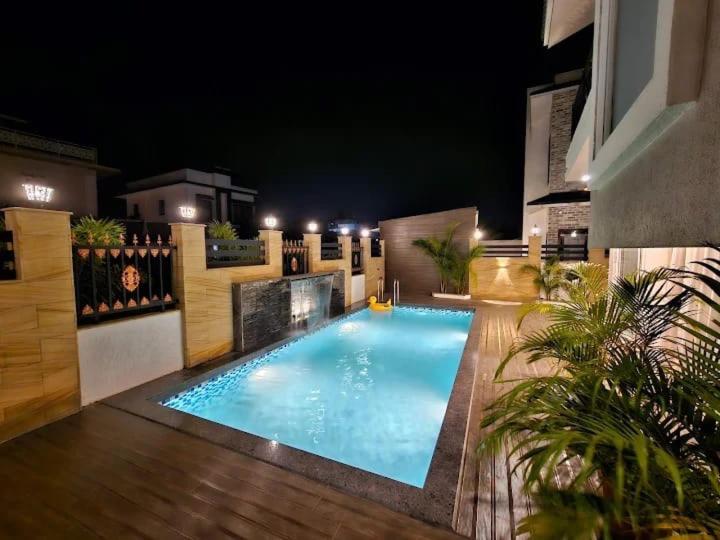 Premium Chalet Лонавала Экстерьер фото